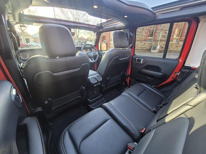 2023 Jeep Wrangler Unlimited Overland