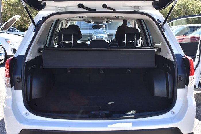 2023 Subaru Forester 2.5i S5 MY23 AWD Crystal White