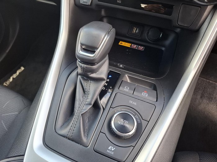 2024 Toyota RAV4 GXL