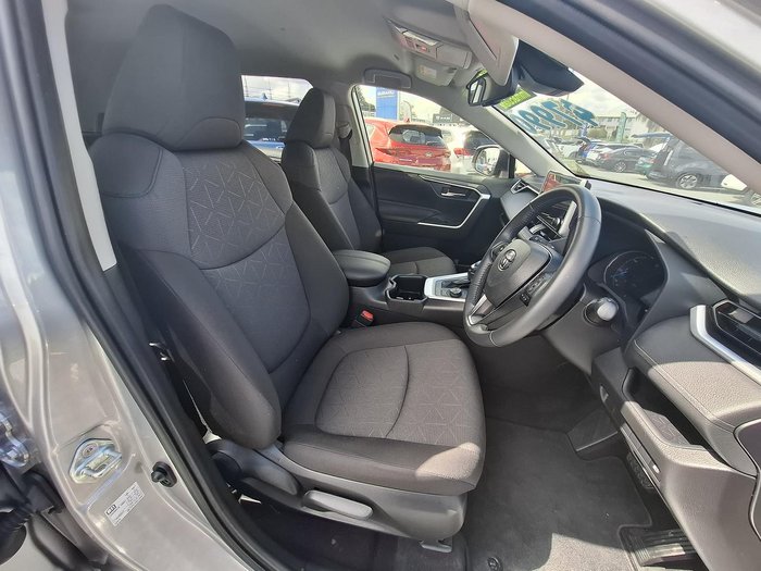 2024 Toyota RAV4 GXL