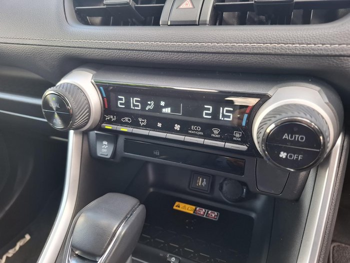 2024 Toyota RAV4 GXL