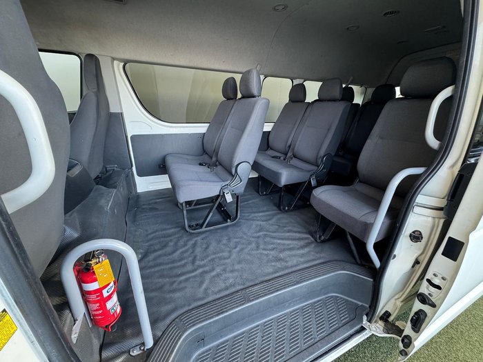 2011 Toyota Hiace Commuter