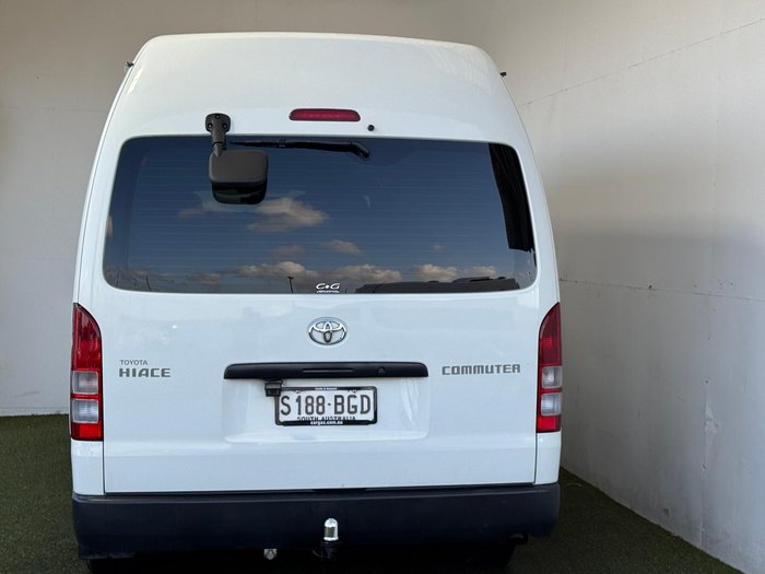 2011 Toyota Hiace Commuter