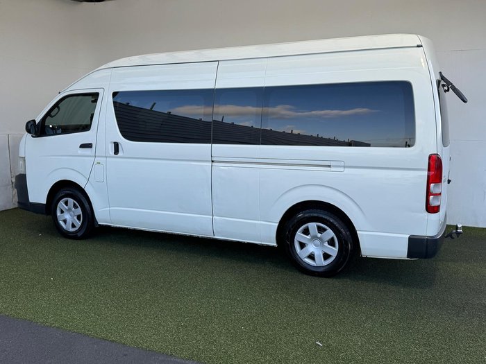 2011 Toyota Hiace Commuter