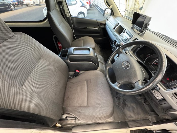 2011 Toyota Hiace Commuter