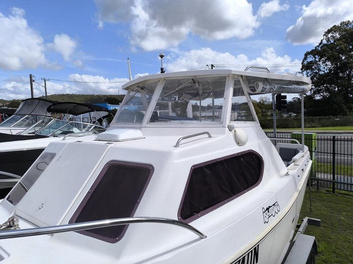 2015 DELTACRAFT Half Cabin Cruiser
