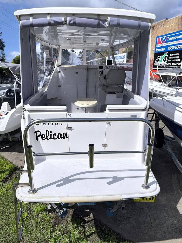 2015 DELTACRAFT Half Cabin Cruiser