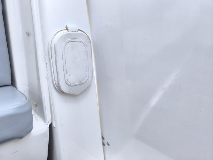 2015 DELTACRAFT Half Cabin Cruiser
