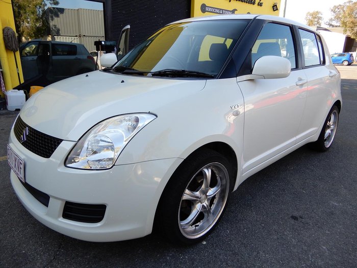 2009 Suzuki Swift RS415 White