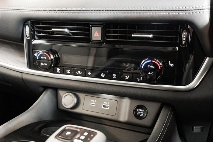2025 Nissan X-TRAIL N-TREK