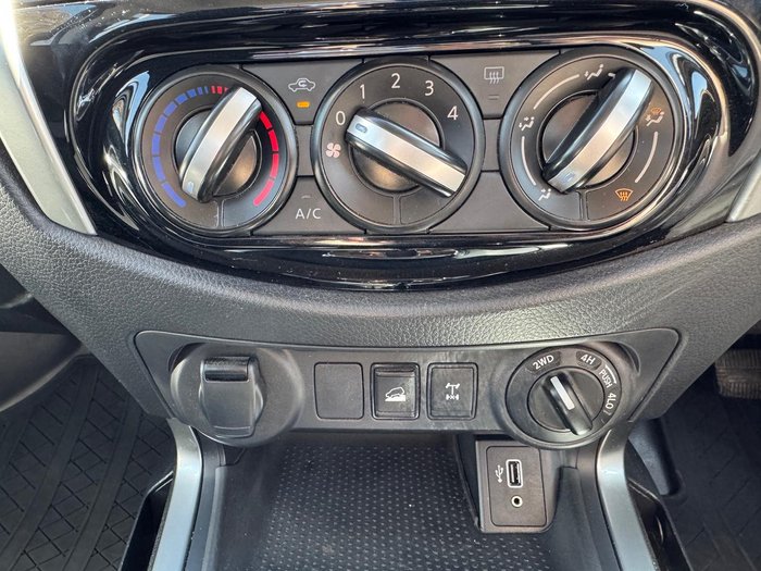 2023 Nissan Navara SL D23 MY23 4X4 Dual Range Solid White