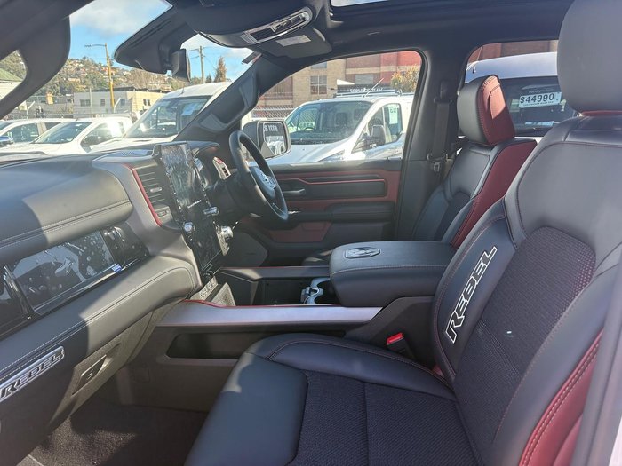 2025 RAM 1500 Rebel Hurricane SO DT MY25 4X4 Dual Range Bright White