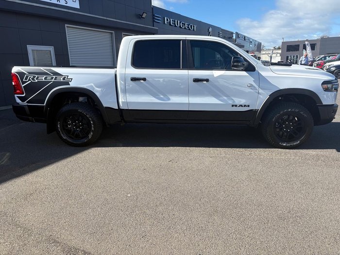 2025 RAM 1500 Rebel Hurricane SO DT MY25 4X4 Dual Range Bright White