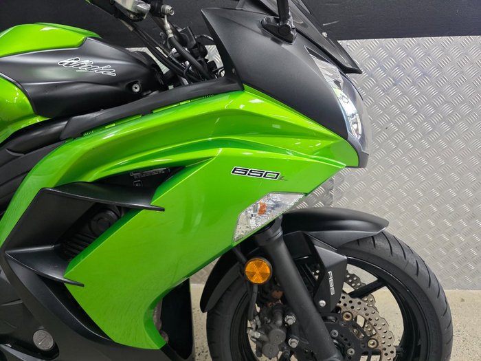 2013 Kawasaki NINJA 650L GREEN