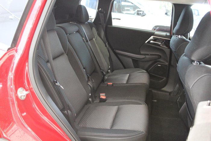 2025 Mitsubishi Outlander LS