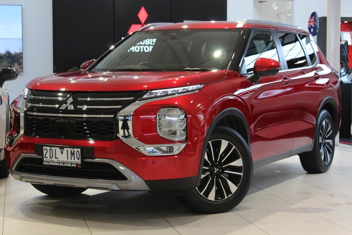 2025 Mitsubishi Outlander LS