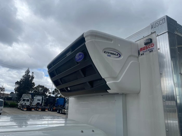 2025 Fuso Canter 515 White