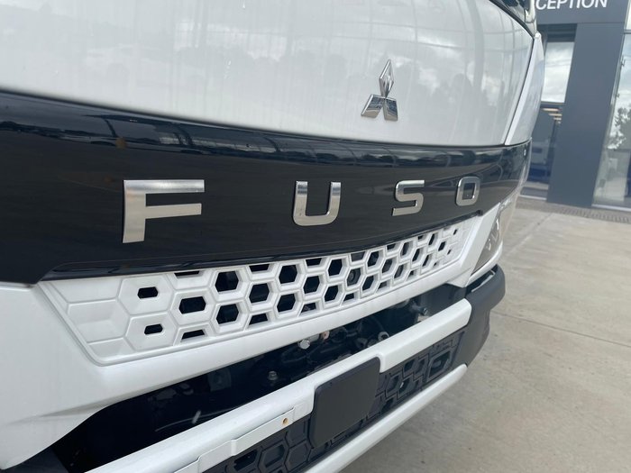 2025 Fuso Canter 515 White