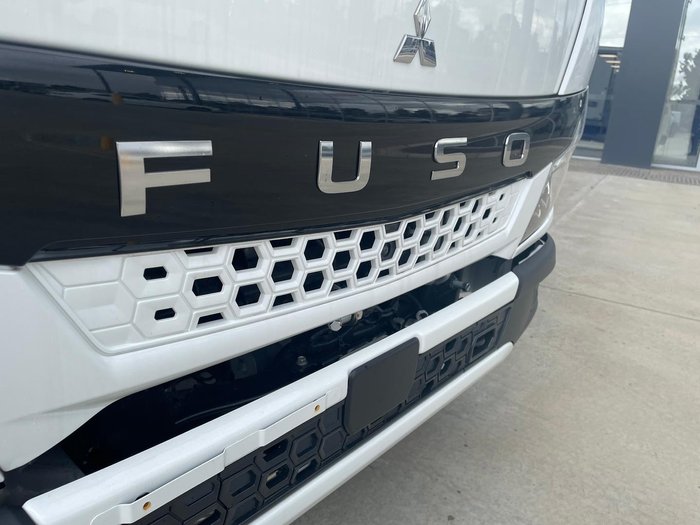 2025 Fuso Canter 515 White
