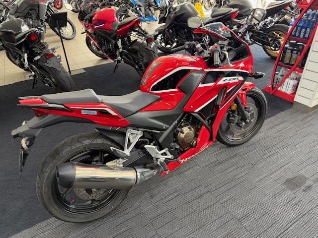 2017 Honda CBR300R ABS (CBR300RA) CBR Red