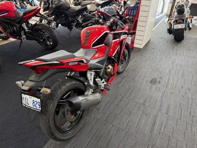 2017 Honda CBR300R ABS (CBR300RA) CBR Red