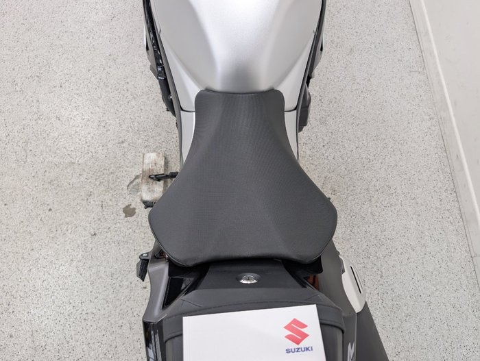 2024 Suzuki GSX-R1000R Silver