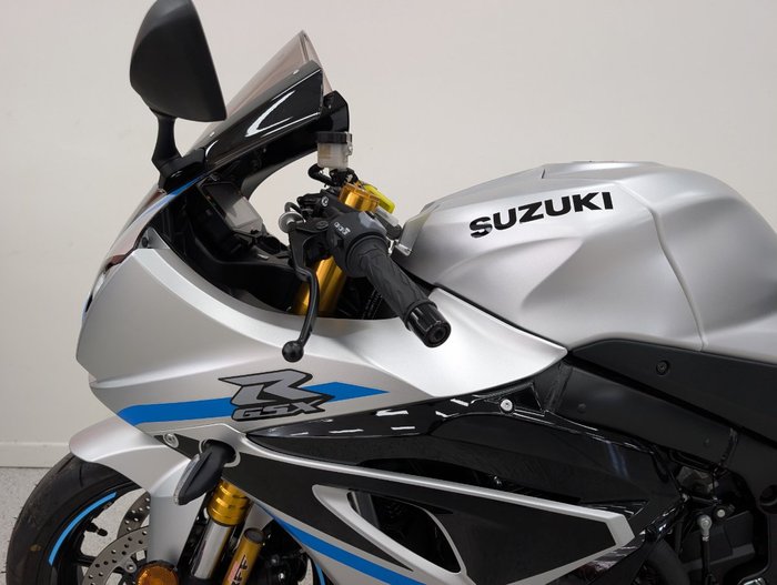 2024 Suzuki GSX-R1000R Silver