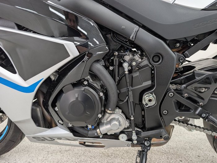 2024 Suzuki GSX-R1000R Silver