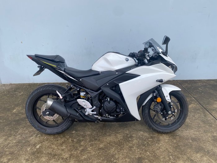 2017 Yamaha YZF-R3 White