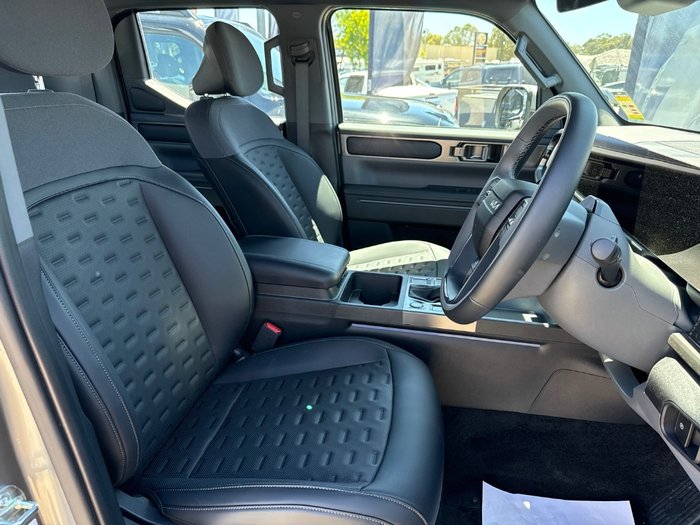 2025 Kia Tasman SX+