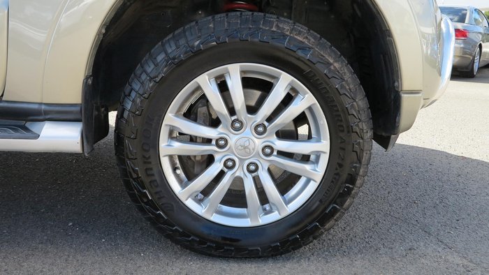 2014 Mitsubishi Pajero VR-X NW MY14 4X4 Dual Range Ironbark