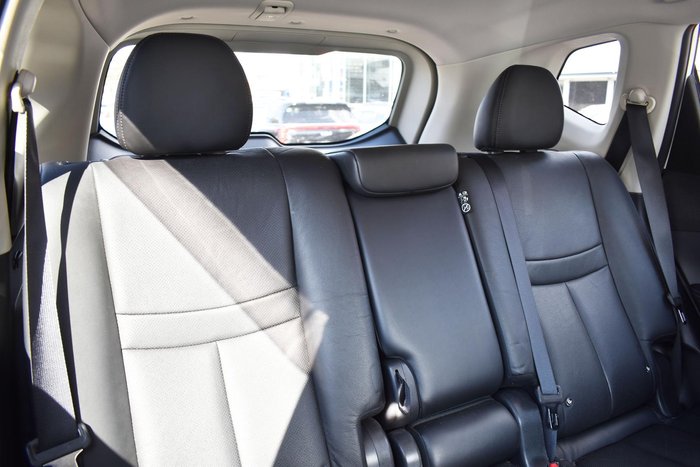 2016 Nissan X-TRAIL ST-L T32 4X4 On Demand Ivory Pearl