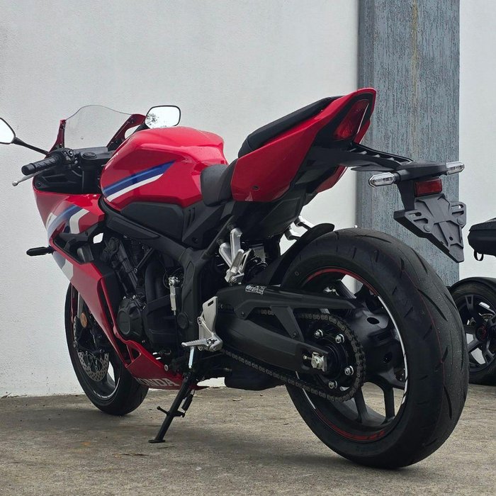 2025 Honda CBR650R E-Clutch CBR 650 Red