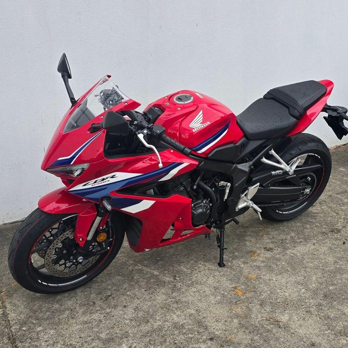 2025 Honda CBR650R E-Clutch CBR 650 Red