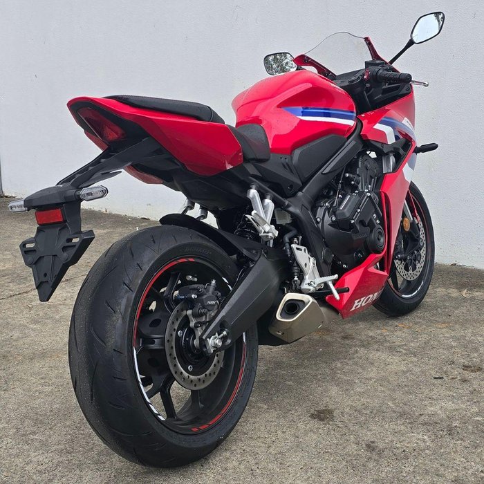 2025 Honda CBR650R E-Clutch CBR 650 Red