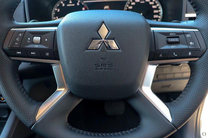 2025 Mitsubishi Outlander LS ZM MY24 Graphite Grey