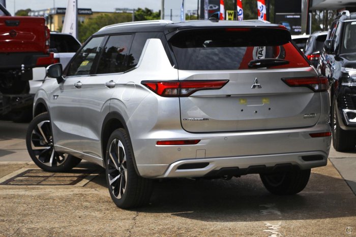2025 Mitsubishi Outlander PHEV Exceed Tourer ZM MY24 AWD Sterling Silver with Black Mica Roof