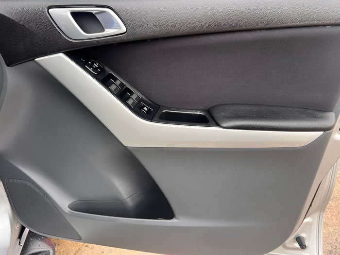 2013 Mazda BT-50 XTR Hi-Rider UP 4x2 Highlight Silver