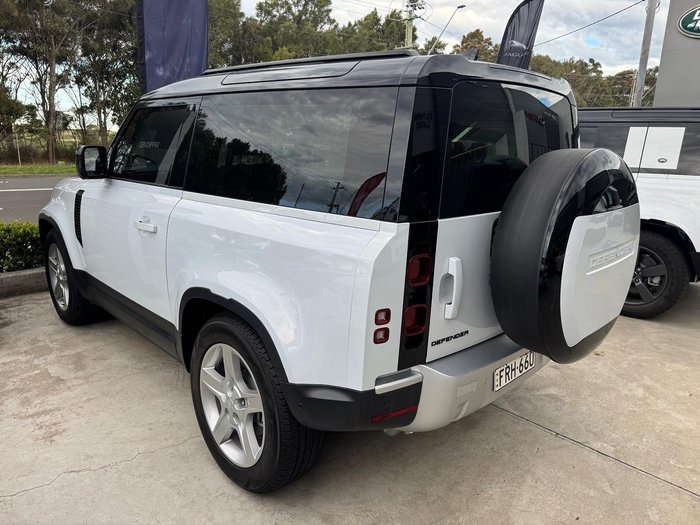 2023 Land Rover Defender 90 P400 SE L663 MY23.5 AWD Yulong White