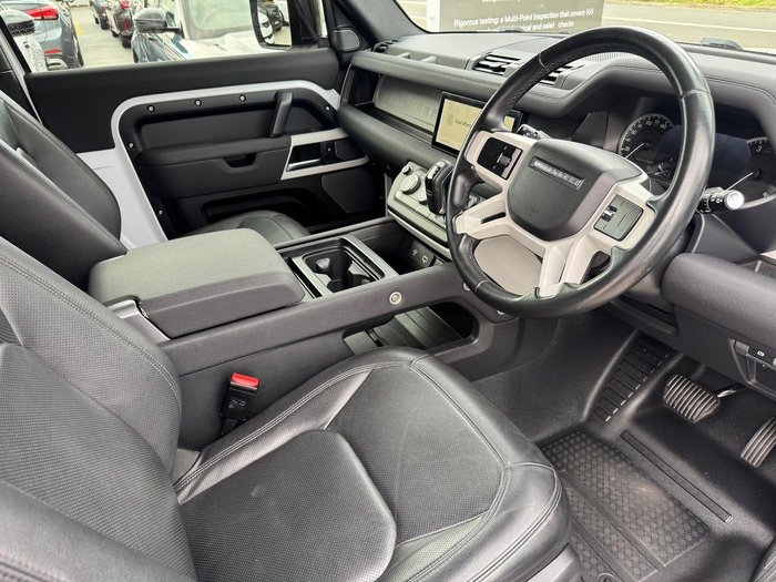 2023 Land Rover Defender 90 P400 SE L663 MY23.5 AWD Yulong White