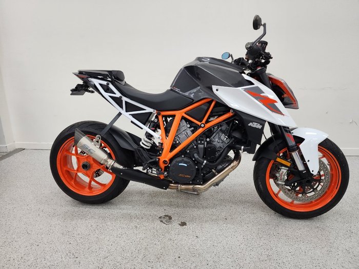 2018 Ktm 1290 SUPER DUKE R White