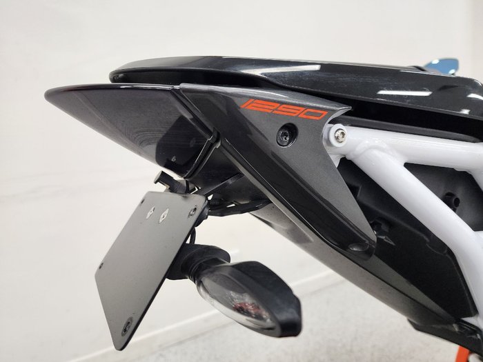 2018 Ktm 1290 SUPER DUKE R White