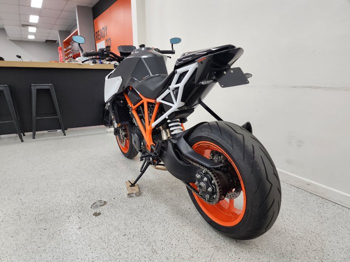 2018 Ktm 1290 SUPER DUKE R White