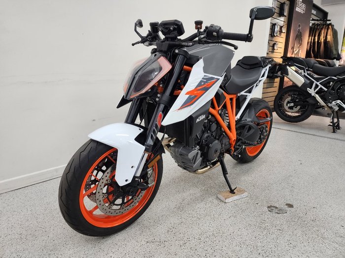 2018 Ktm 1290 SUPER DUKE R White