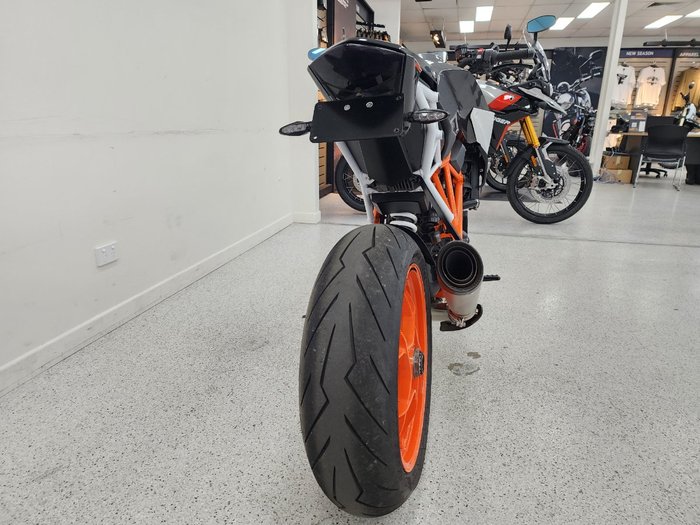 2018 Ktm 1290 SUPER DUKE R White