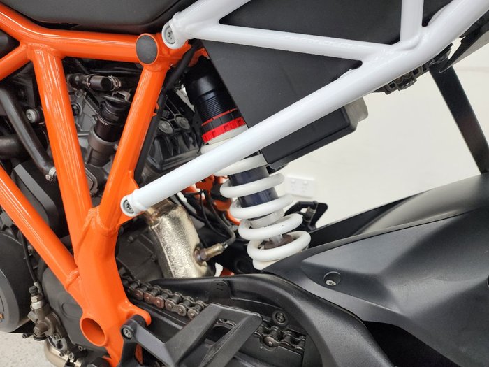 2018 Ktm 1290 SUPER DUKE R White