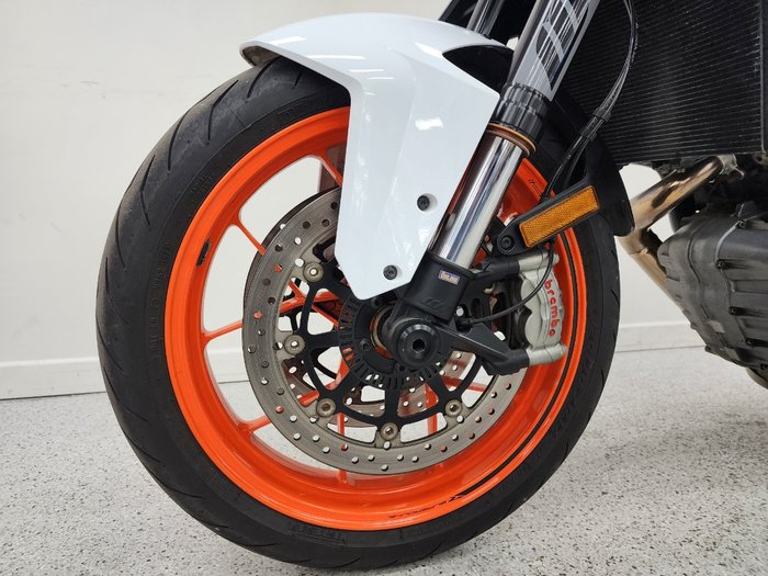 2018 Ktm 1290 SUPER DUKE R White