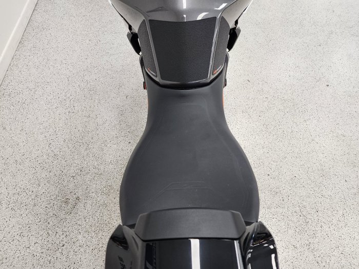 2018 Ktm 1290 SUPER DUKE R White