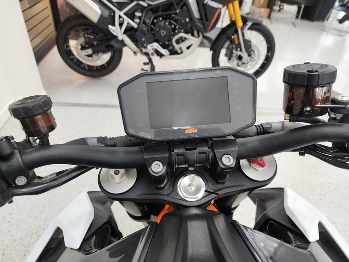 2018 Ktm 1290 SUPER DUKE R White