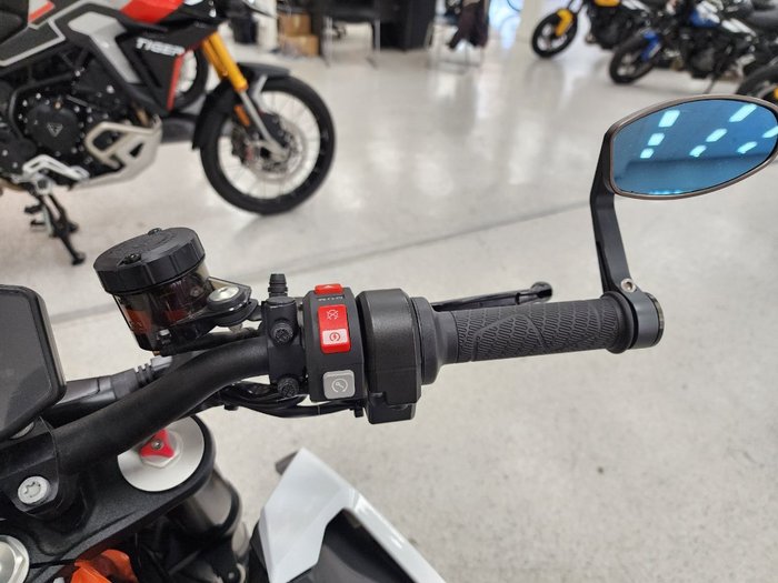 2018 Ktm 1290 SUPER DUKE R White